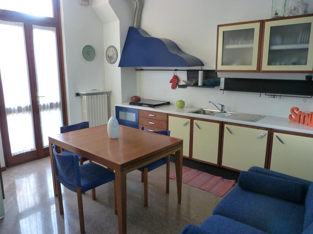Appartamento Lago Maggiore Arona Exterior photo